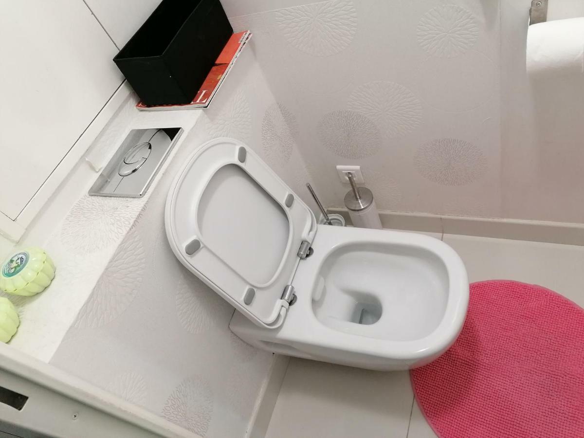 Beautiful T4 Appartement 8 Personnes Proche Disney Parking Prive Bussy-Saint-Georges Luaran gambar